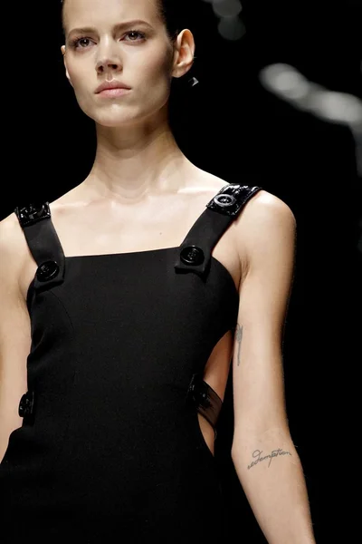 Look 34